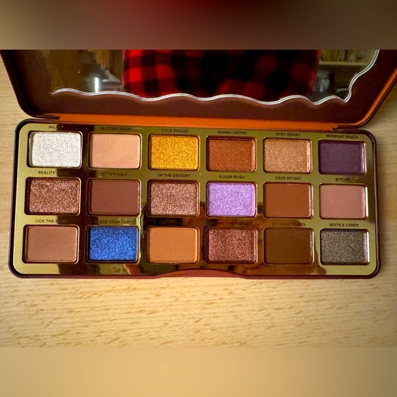 NIB Too Faced Better Than Chocolate Eyeshadow Palette - Picture 7 of 14